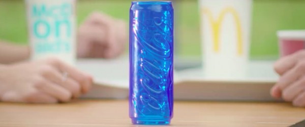 verre mcdo coca-cola euro 2016 offerts pour 0,5 euro de plus avec le menu avec 3 modèles à collectionner bleu, blanc et rouge